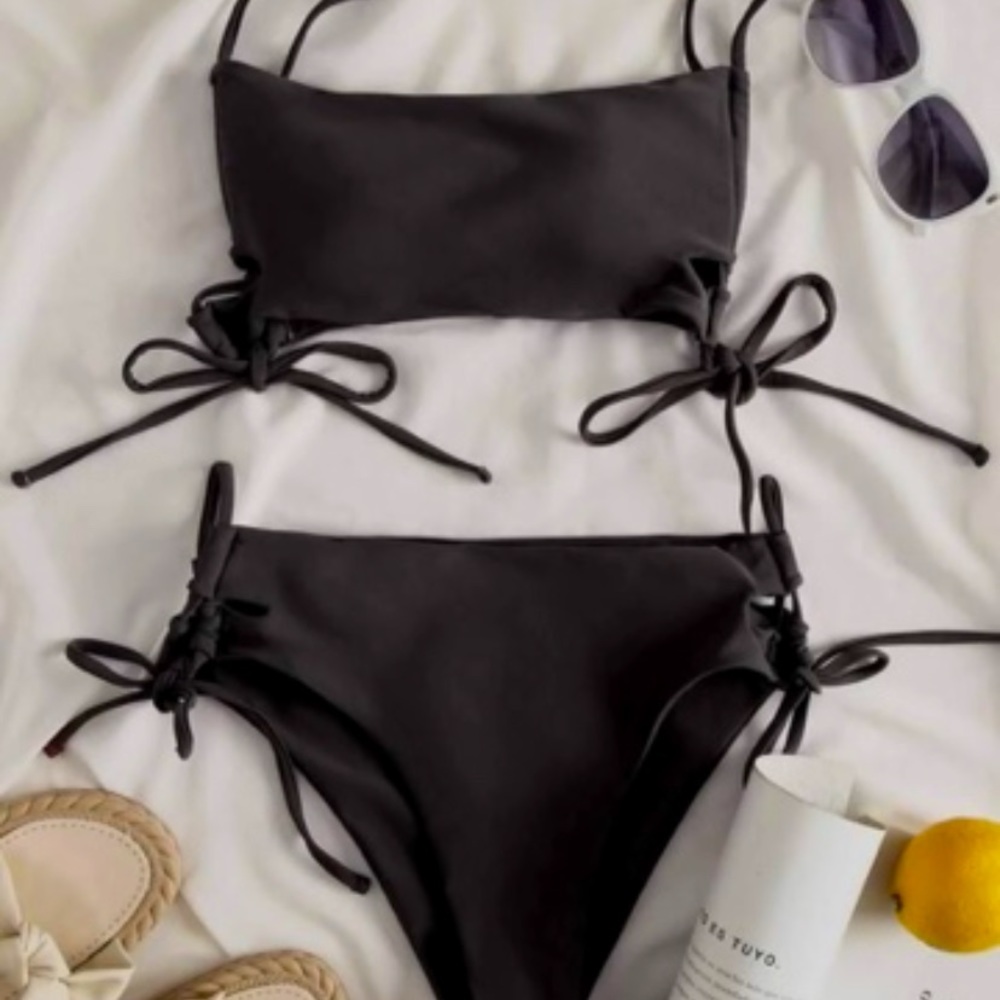Black side  tie bandeau bikini swimsuit  S M L